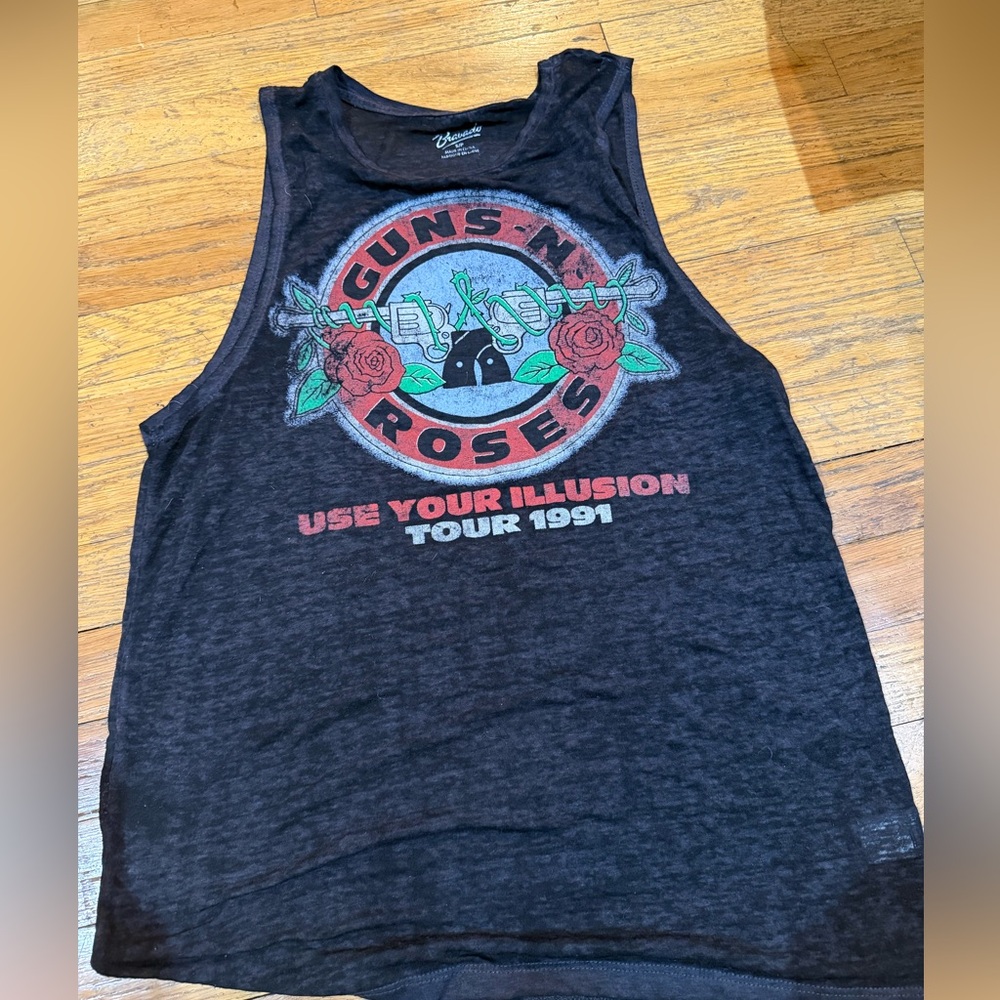 Urban outfitters guns and roses tank
